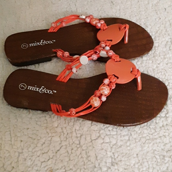 Mix & Co. Flat Coral Thong Sandals Sz 7 - Picture 3 of 5